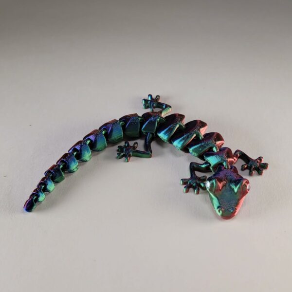 550368526_17842810917579699_1690067331473449028_n Яркий геккон